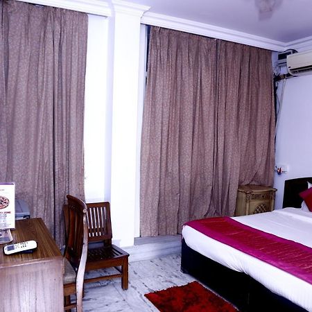 Batra Holiday Home - Couple Friendly Stays Delhi  Luaran gambar