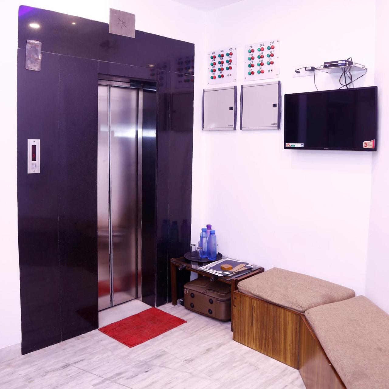 Batra Holiday Home - Couple Friendly Stays Delhi  Luaran gambar