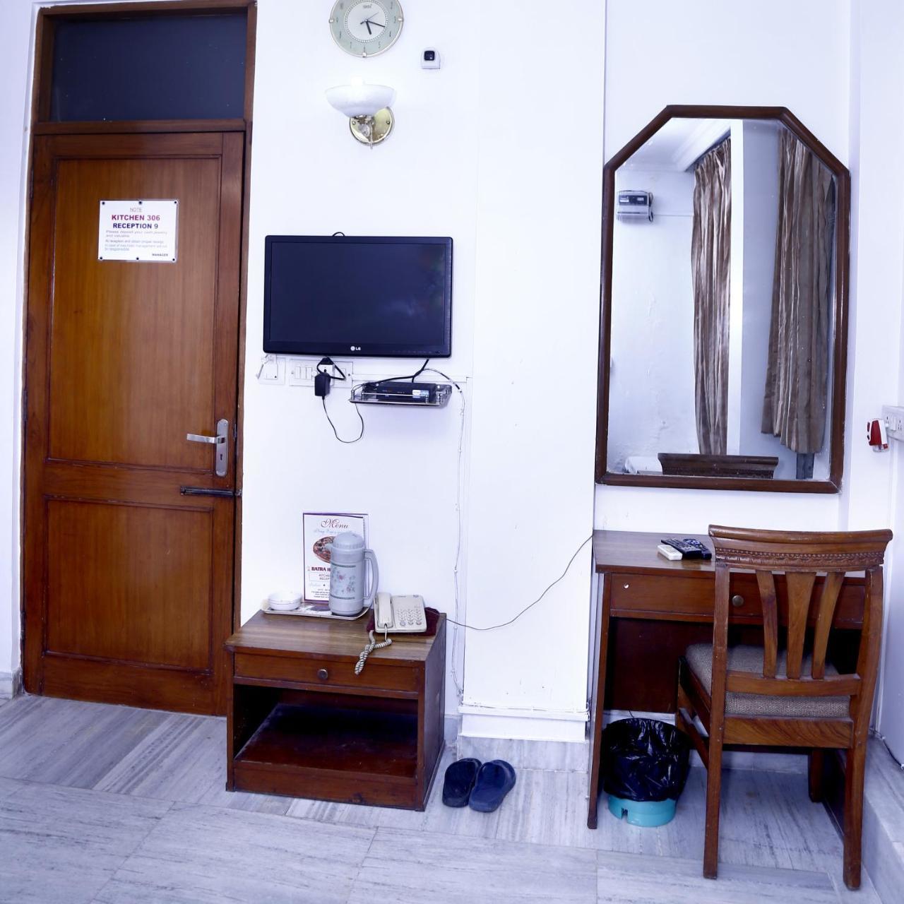 Batra Holiday Home - Couple Friendly Stays Delhi  Luaran gambar