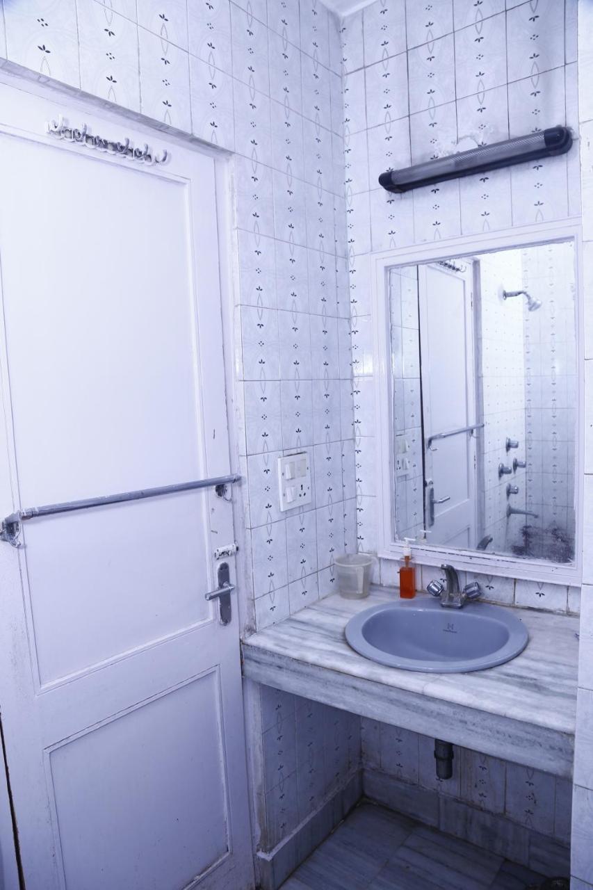 Batra Holiday Home - Couple Friendly Stays Delhi  Luaran gambar